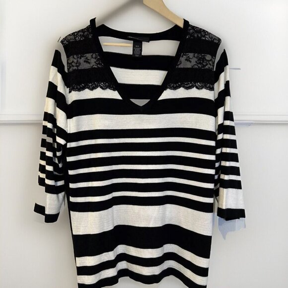 Lane Bryant Womens‎ Sweater 18/20 Black White Lace Front Striped 3/4 Sleeve - Picture 1 of 9